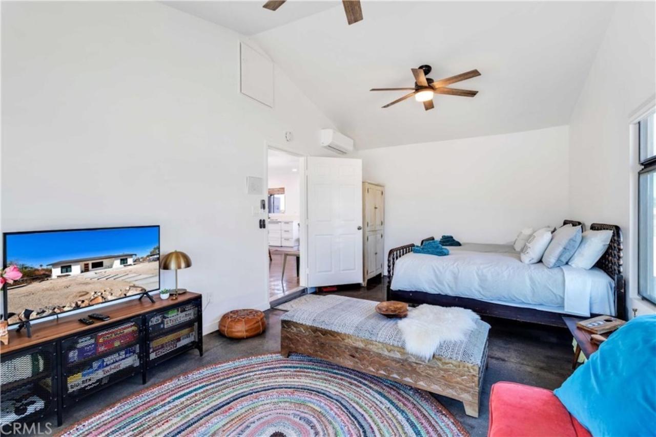 Cozy Fresh Desert Hideaway, 5 Mins To Joshua Tree Twentynine Palms Εξωτερικό φωτογραφία
